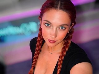 Erin_Swallows's Live Cam